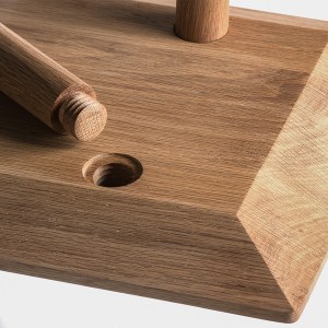 Connect_bench_detail_grande